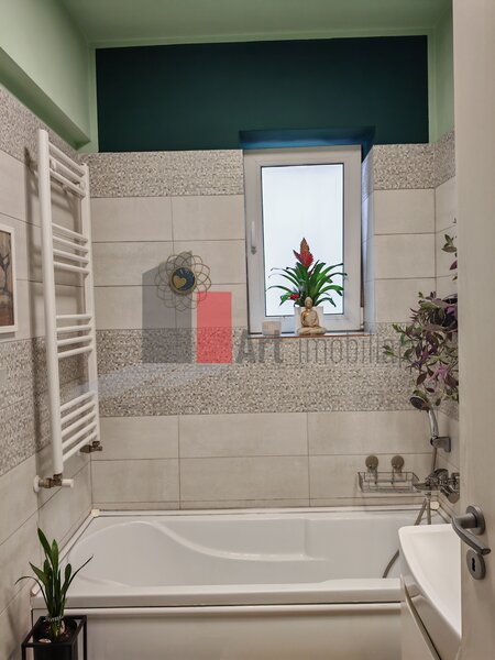 Pacii, apartament cu 2 camere de vanzare cu centrala, mobilat si utilat