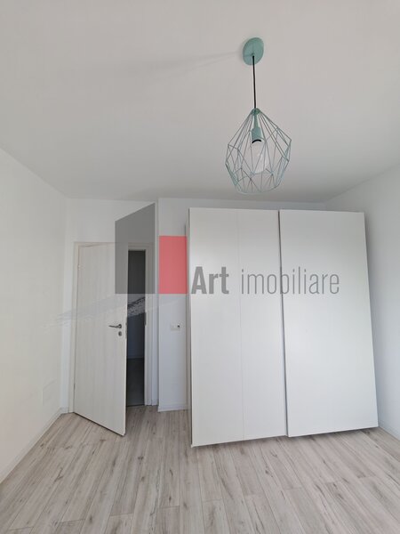 Pacii, apartament cu 2 camere de vanzare cu centrala, mobilat si utilat